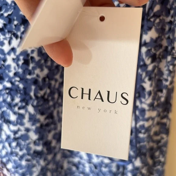 CHAUS Sleeveless Floral/Abstract Print Blouse - Picture 7 of 7